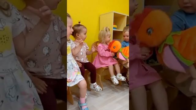 К нам в гости приехал театр! Младшая группа