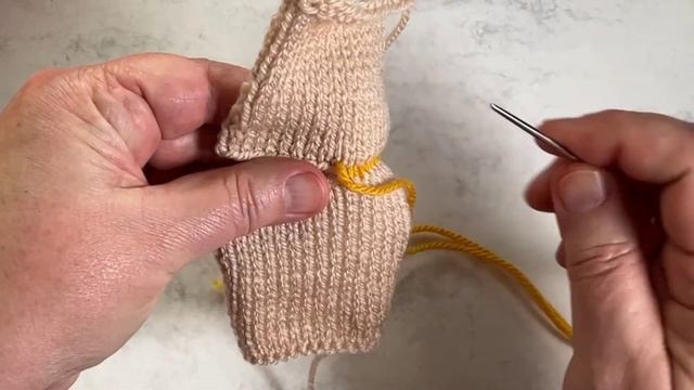 Шов для соединения двух деталей. Вязание спицами. смотреть онлайн