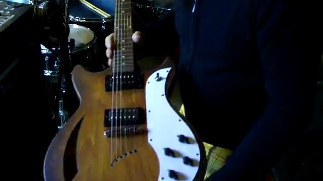 Ibanez Artcore AMF73 Unboxing & Test смотреть онлайн