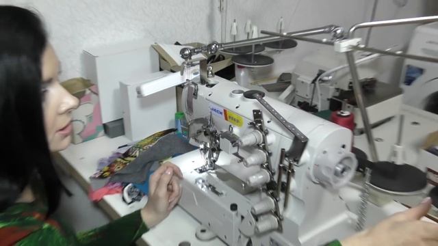 Распошивальная машина для трикотажа. Сравнение бытовой и промышленной машин смотреть онлайн