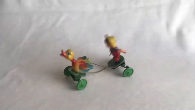 Заводная механическая игрушка- Пастушок и гусь.Польша.Редкость смотреть онлайн