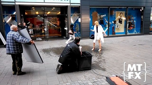 Samsung Puddle Splash Effect смотреть онлайн