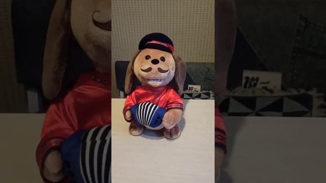 Поющая мягкая игрушка