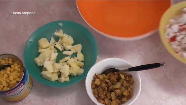 Крабовый салат в ПОСТ смотреть онлайн