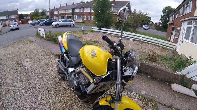 Passed my big bike test! Here is my new 2002 honda hornet 600cc смотреть онлайн