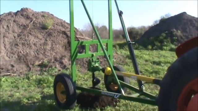 HOYADORA DE ARRASTRE CON LEVANTE HIDRÁULICO METALURGICA LF смотреть онлайн