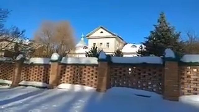 Гуляем по Оптиной вместе смотреть онлайн