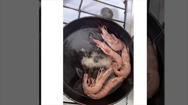 Креветки жареные с чесноком и лимоном #всочиумаши смотреть онлайн