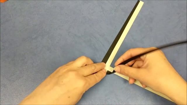 Браслет из полосок бумаги | How to make a paper bracelet смотреть онлайн