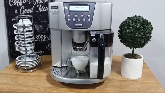 Кафемашина DeLonghi Magnifica Pronto Cappucino смотреть онлайн