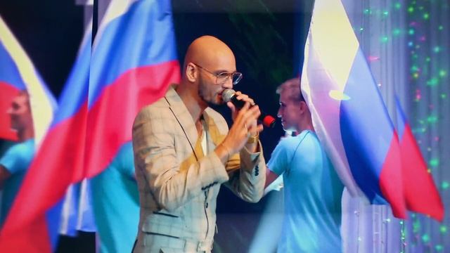 Ладислав Бубнар представил новую песню "Россия в сердце на века" смотреть онлайн