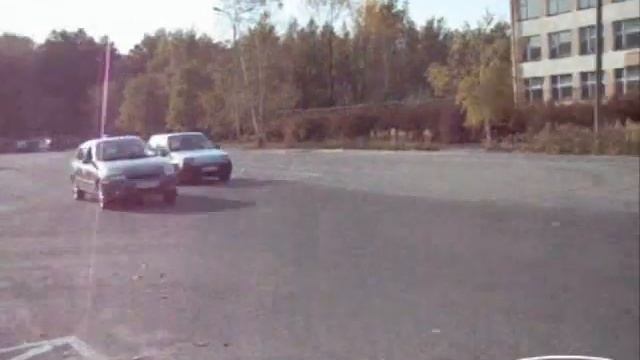 Renault Thalia 1.4 75HP vs Renault 5 1.4 65HP смотреть онлайн