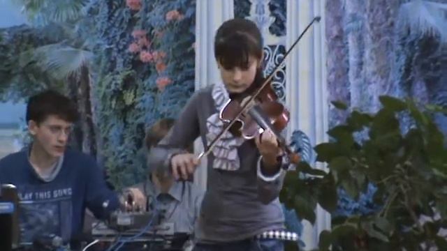 7-я школа г.Доброполье "Голубой огонек "2012, 7-А класс. смотреть онлайн