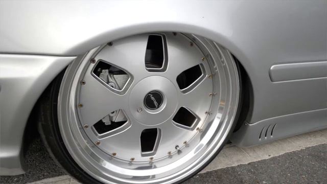 Slammed CLK 230 Kompressor 1999 / ENG CC смотреть онлайн