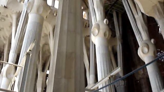La Sagrada Familia Cathedral, Barcelona смотреть онлайн