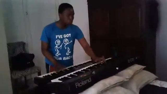 Itende instrumentalist the Roland Mix E09 and E16 chorus [Phila on keys]🎪 смотреть онлайн