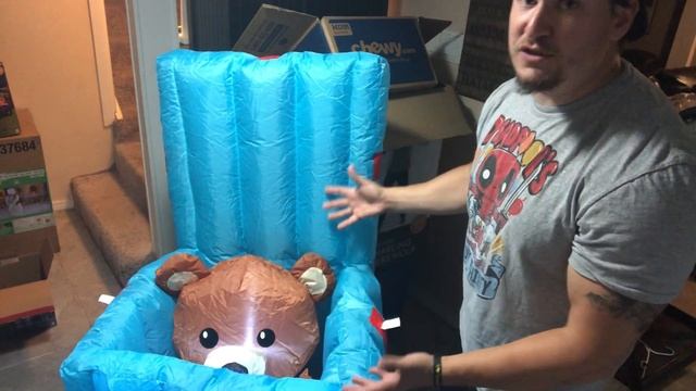 NEW Lowes 2021 Animated Teddy Bear Gift Box Gemmy Airblown Inflatable Christmas Decorations: Review