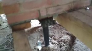 Установка банной печи в бане на винтовых сваях