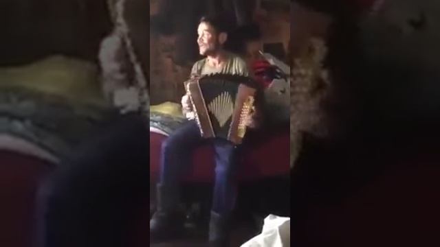 Белые розы - ХИТ 2018 смотреть онлайн