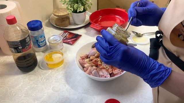 КРЫЛЫШКИ В ГОРЧИЧНО-МЕДОВОМ МАРИНАДЕ смотреть онлайн