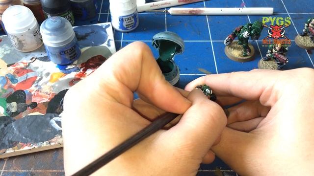 How to Freehand Paint Space Marine Dark Angel Chapter Symbols смотреть онлайн
