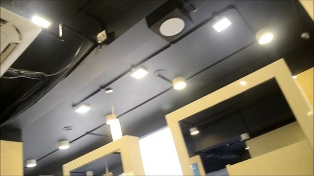 Beauty Salon Interior Design - Beauty Craze - designed by VIVEA CONSULTANTS смотреть онлайн