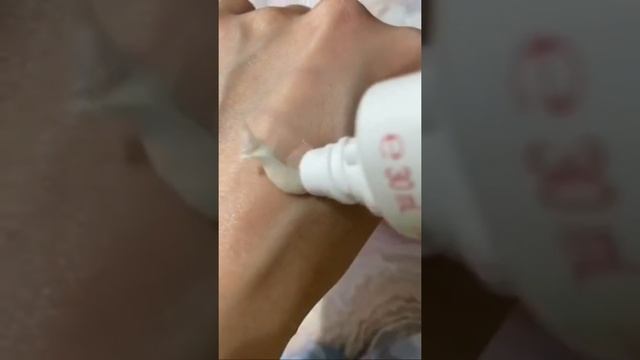 Крем для рук Jeunesse Des Mains смягчает и восстанавливает кожу, питает кутикулу и укрепляет ногти