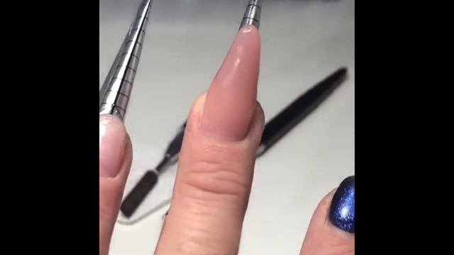 Улыбка на френче. Как сделать четкую линию? смотреть онлайн