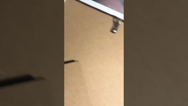 Как удобно расположить рамки на стене, без дрели и прочего🙀 смотреть онлайн