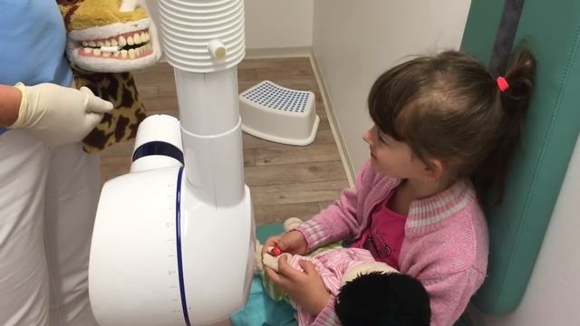 детский зубной врач в Германии смотреть онлайн