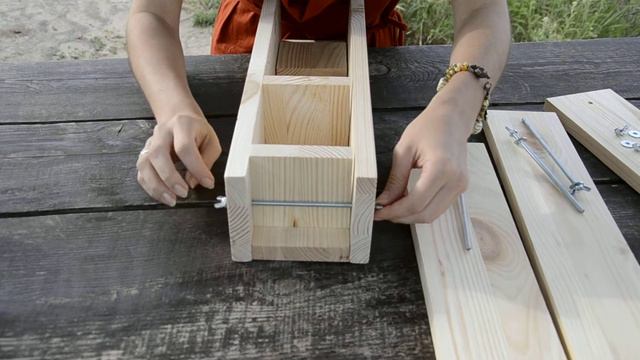Разбираем деревянную форму для мыла с нуля за 30 секунд | Мастерская WoodandSoap смотреть онлайн
