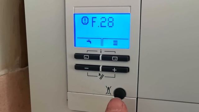 Vaillant ecoFit Pure, How to Re-Set F29, F28 Faults Explained. Get the boiler working again. смотреть онлайн