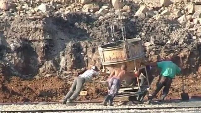 строительство бассейна смотреть онлайн
