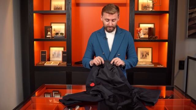 Вещь месяца - костюм Kiton. За что платят тысячи долларов за мужской костюм?