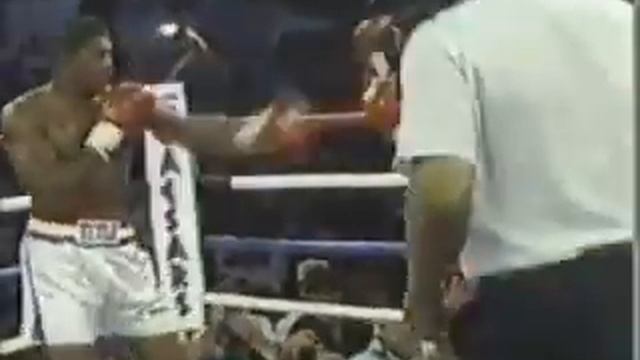 James "Quick" Tillis vs Evander Holyfield- Full Fight .wmv смотреть онлайн