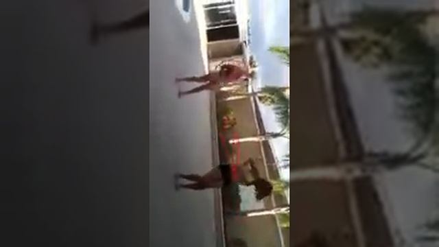 Hoppy loopy смотреть онлайн