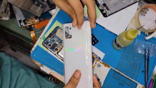 Замена экрана Revive Your Samsung Galaxy A31 with a New LCD Combo Replacement смотреть онлайн