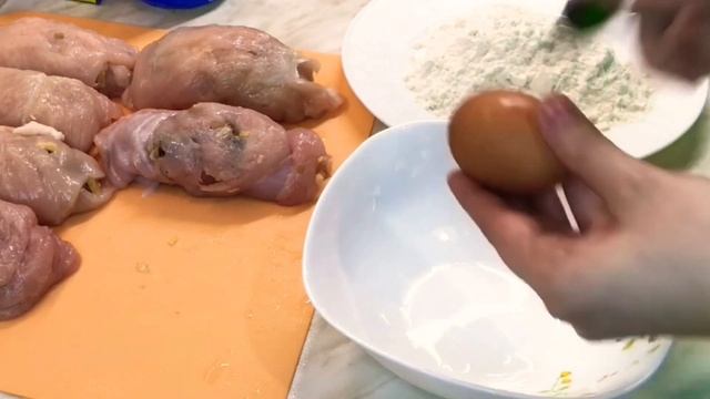 Необыкновенные куриные рулетики/Быстро и Вкусно!/Съедаются моментально смотреть онлайн