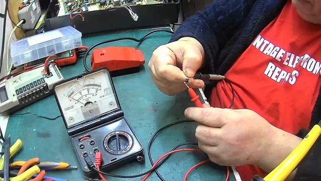 WELCOME TO ANDY'S BASIC ELECTRONICS смотреть онлайн