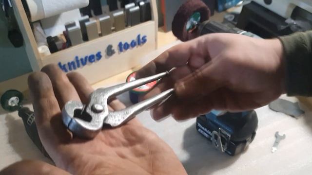 Удаление ржавчины, шлифовка и травление хлористым железом, возвращаю старый инструмент к жизни. смотреть онлайн