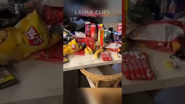 Лахма с его котом😅