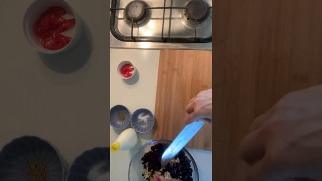 Мой самый любимый салат из свёклы и чернослива!!! смотреть онлайн
