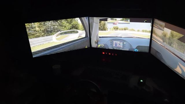 iracing gsync qhd 144hz triple monitor test смотреть онлайн