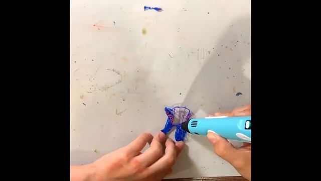 Рисую персонажа из игры„among us” 3-д ручкой смотреть онлайн