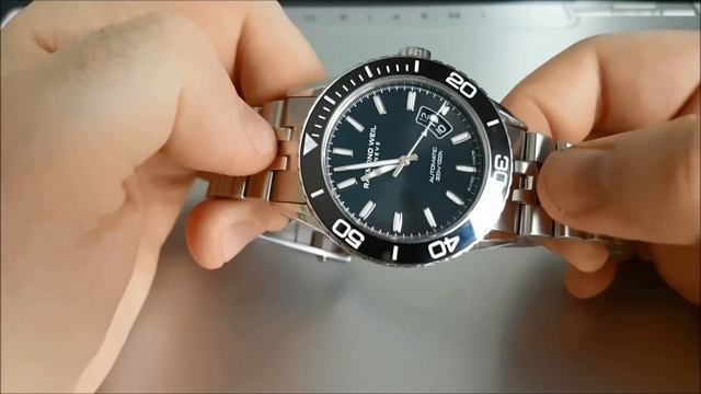 Raymond Weil Freelancer review. Great Swiss Automatic Diver under $1500 смотреть онлайн