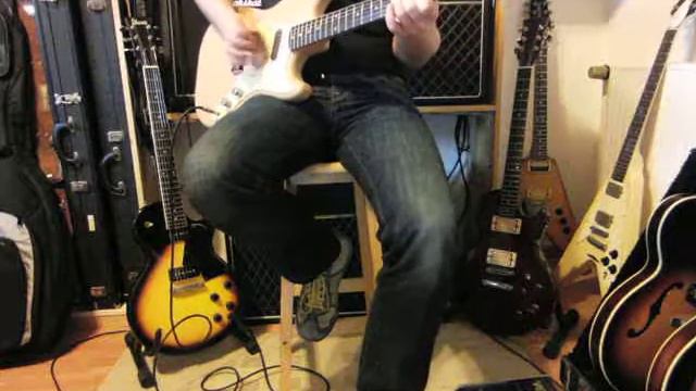 1960 Fender Musicmaster смотреть онлайн