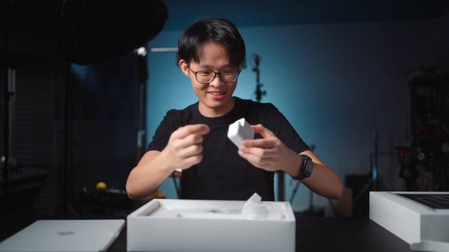 14-inch M3 MacBook Pro Unboxing смотреть онлайн