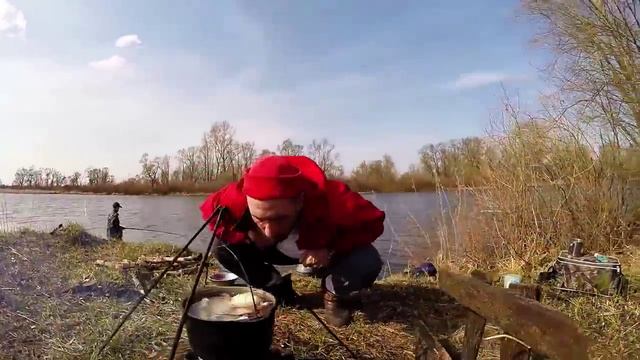 Весенняя ловля на поплавочную удочку р.Кама смотреть онлайн