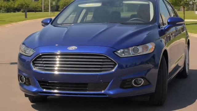 Ford Fusion Energi Plug in Hybrid смотреть онлайн
