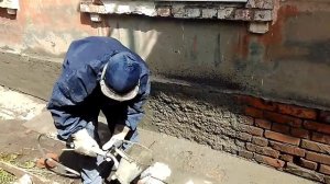 штукатурка цементно песчанной смесью хоппер ковшом